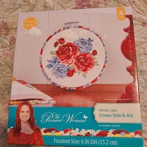 Pioneer Woman Cross Stitch Kit Heratige Floral Beautiful Kitchen Accessory Craft
